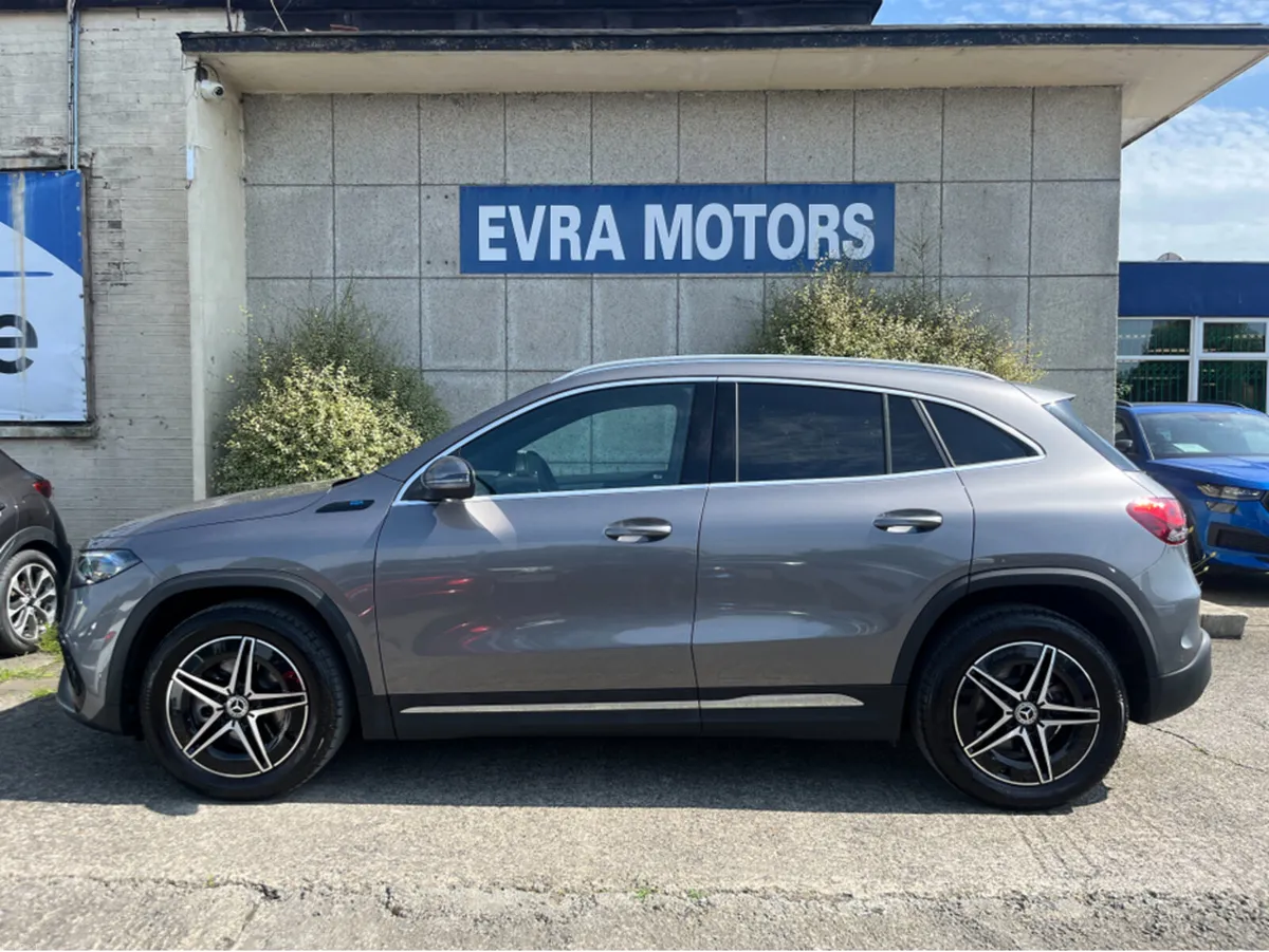 Mercedes-Benz EQA AMG 250+ ELECTRIC //HALF LEATHER - Image 6
