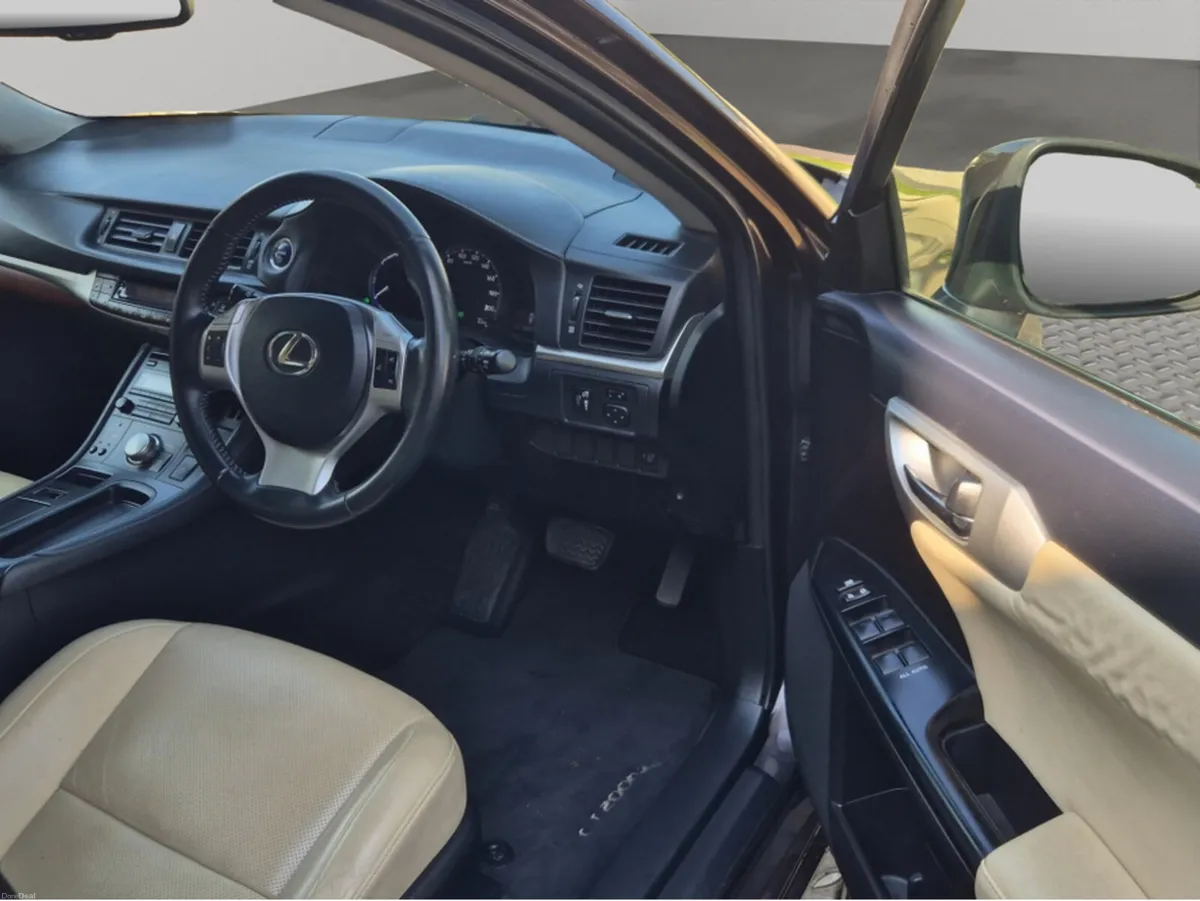 Lexus CT SELF CHARGING HYBRISD *** EXECUTIVE SPEC - Image 6