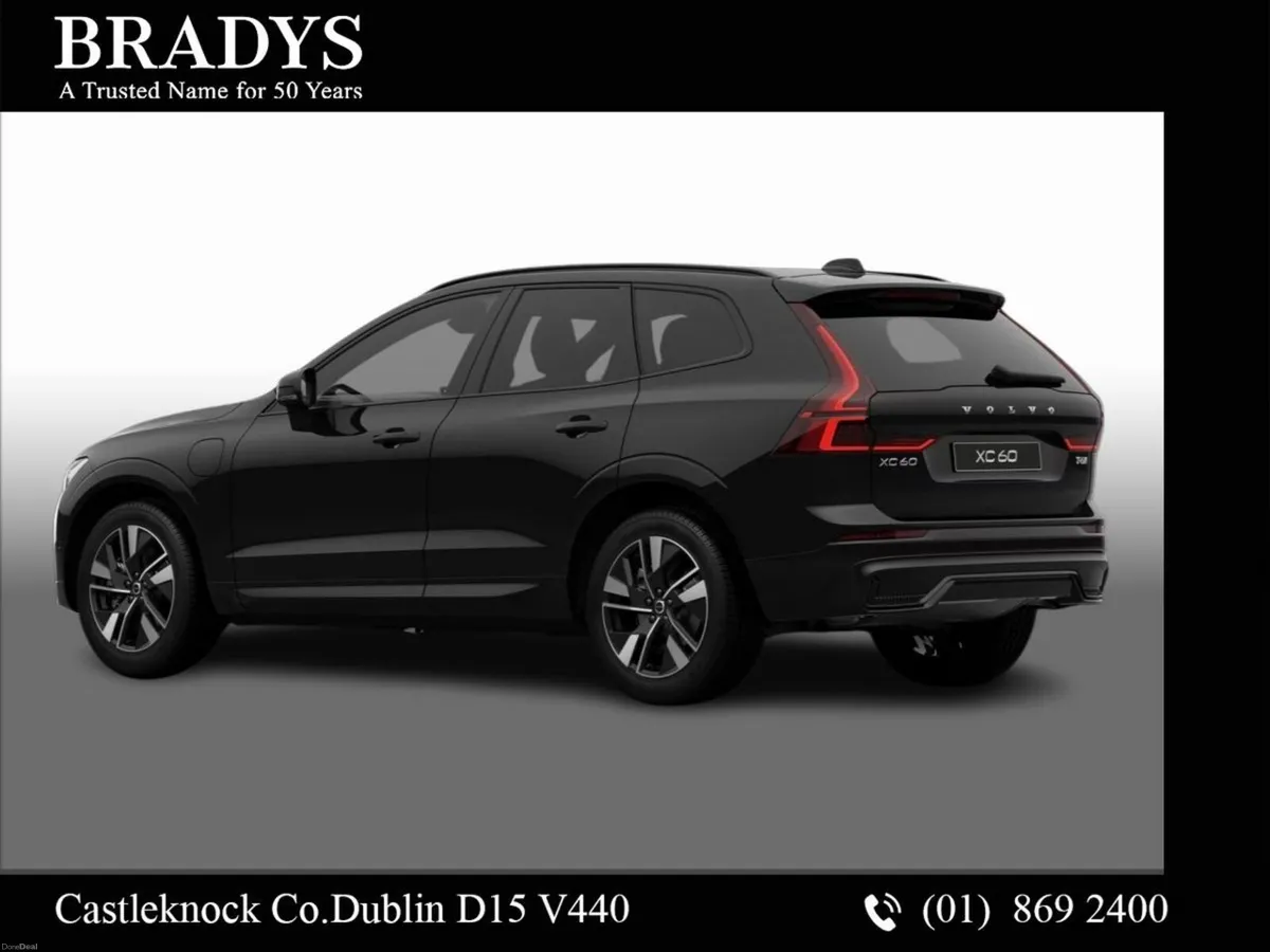 Volvo XC60 XC60 T6 Plus Dark AWD PHEV--Panoramic R - Image 3
