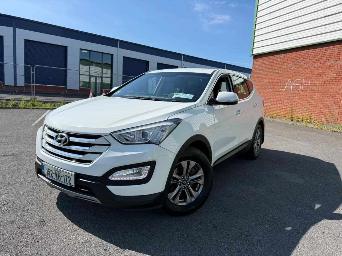 2015 Hyundai Santa-Fe Comfort 2.2 Diesel 7 Seater - Image 1