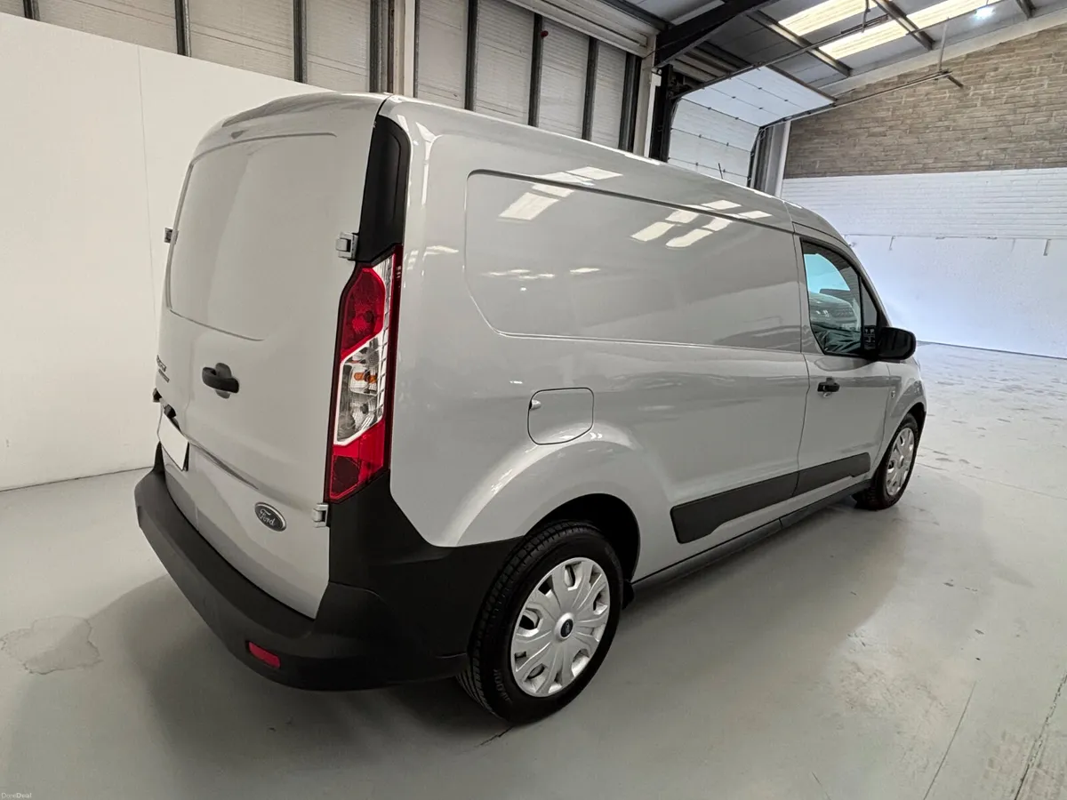 Ford Transit Connect 1.5 120bhp Long Wheelbase - Image 4