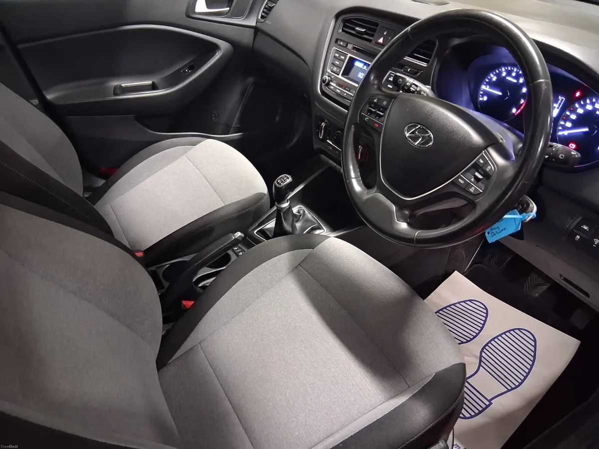 2016 Hyundai i20 DELUXE 5DR - Image 6