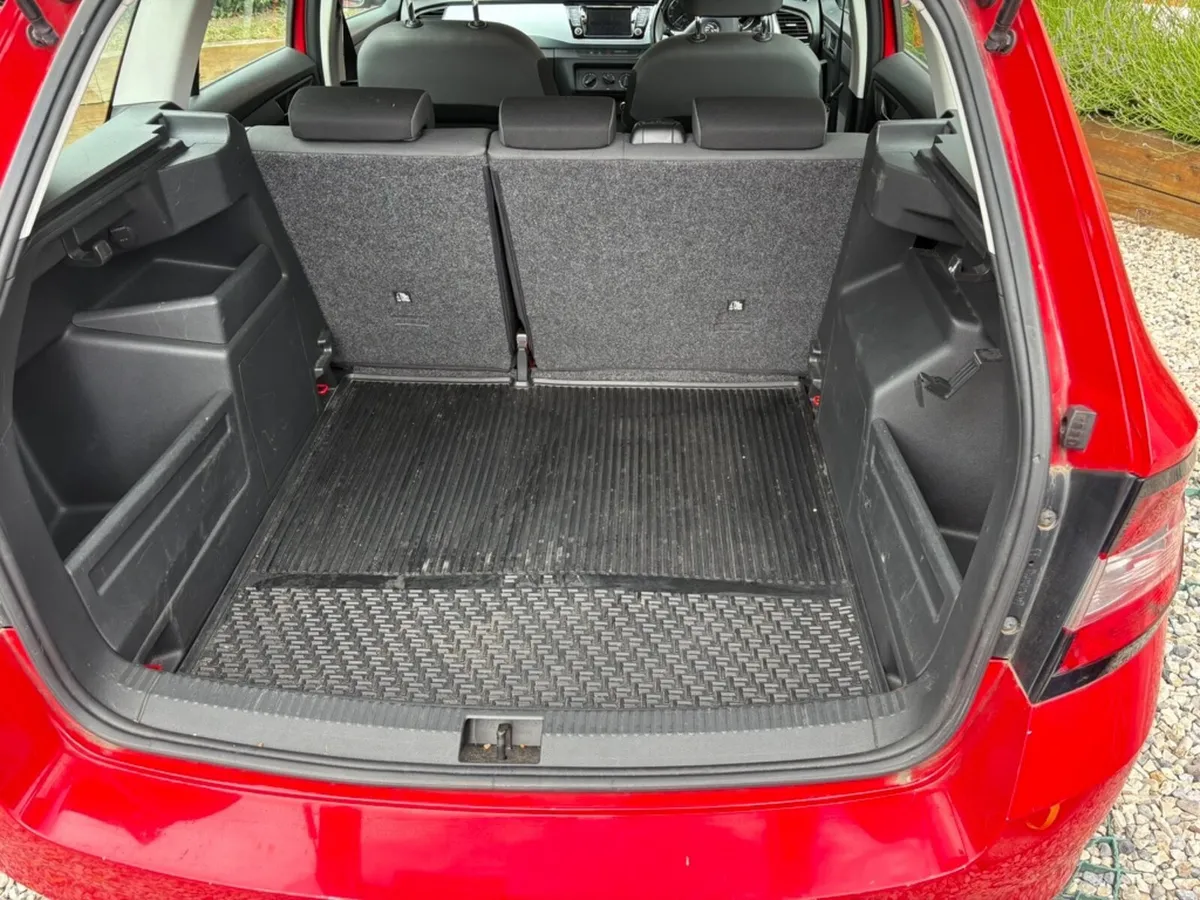 Skoda Fabia 2016 - Image 4