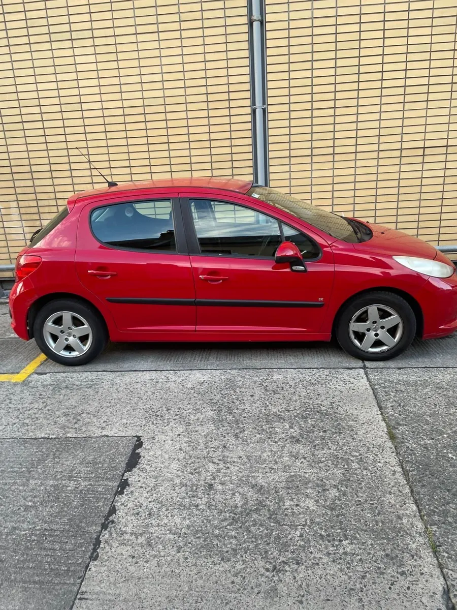 Peugeot 207 2006 - Image 2