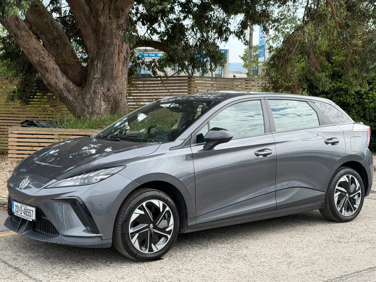 2023 MG 4..SE..LONG RANGE..64KWH..2 KEYS - Image 3