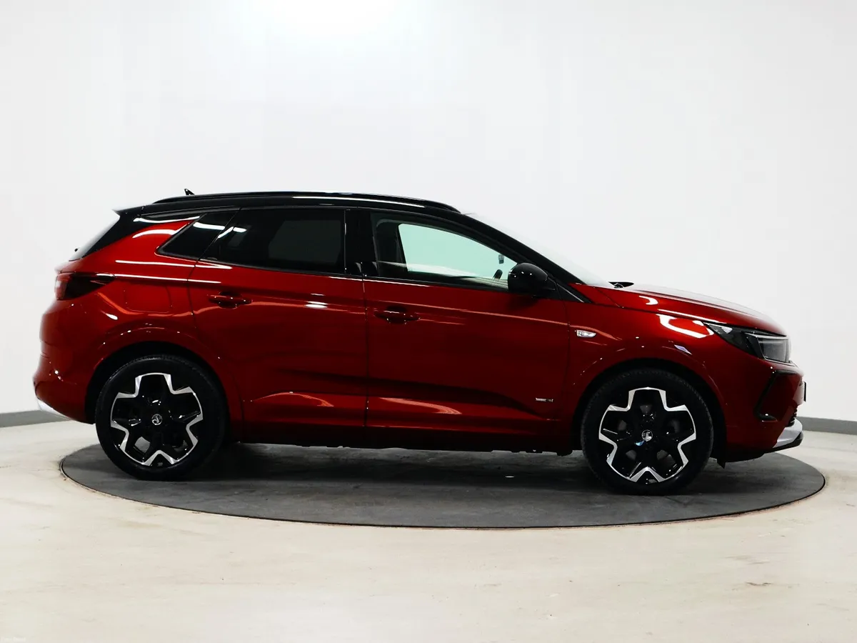 *125* 2023 Vauxhall Grandland 1.6 ultimate - Image 3