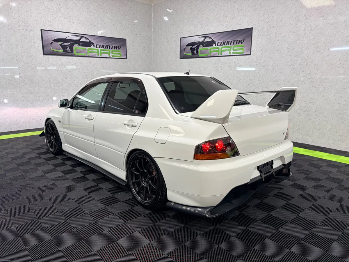 2005 Mitsubishi Lancer Evolution 9//FRESH IMPORT - Image 3