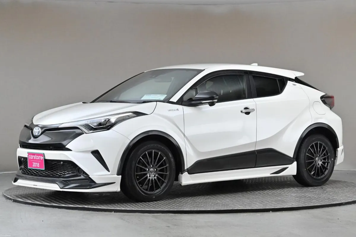 Toyota C-HR 1.8 HYBRID **TRD BODY KIT**REVERSE CAM - Image 4