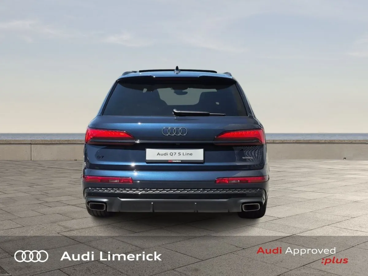 Audi Q7 Q7 55 TFSIE Q S LINE from €364 per week - Image 6