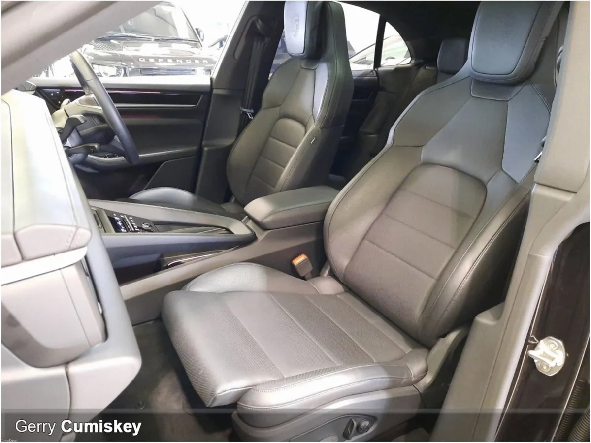 Porsche Macan ***€21000 of Extras***BIG BATTERY El - Image 2