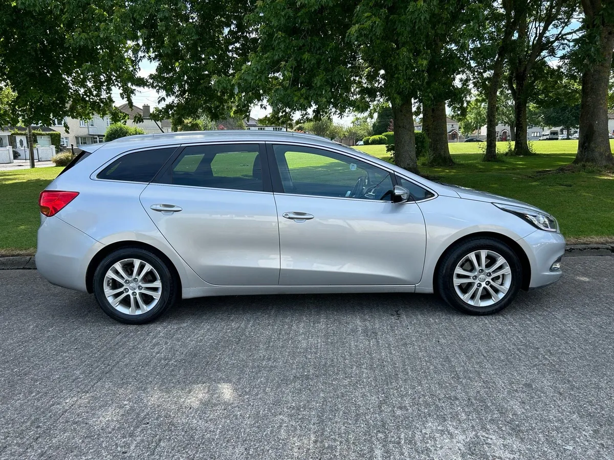 ✅ 2015 KIA Ceed SW 1.6 CRDI // New NCT - Image 2