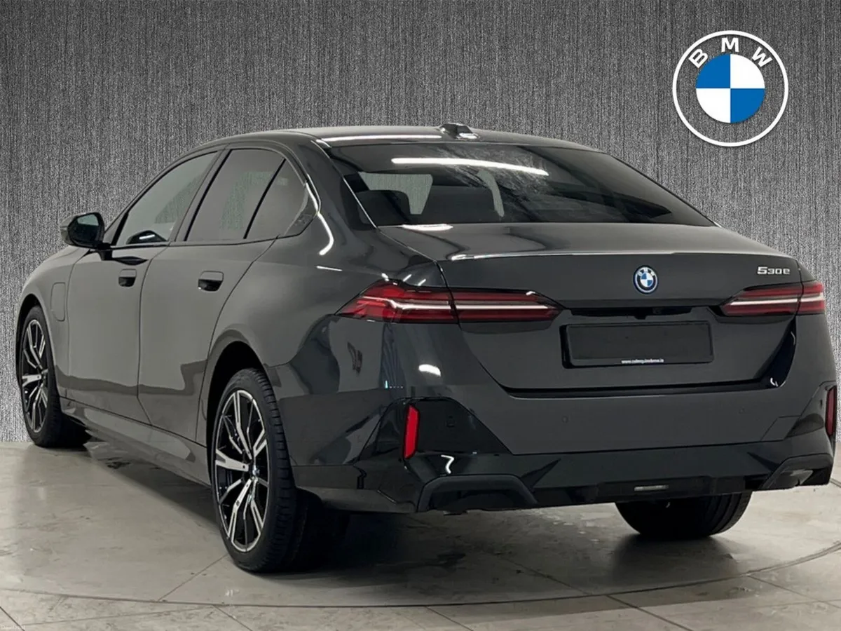 BMW 5-Series 530e M Sport Saloon IMMEDIATE DELIVER - Image 3
