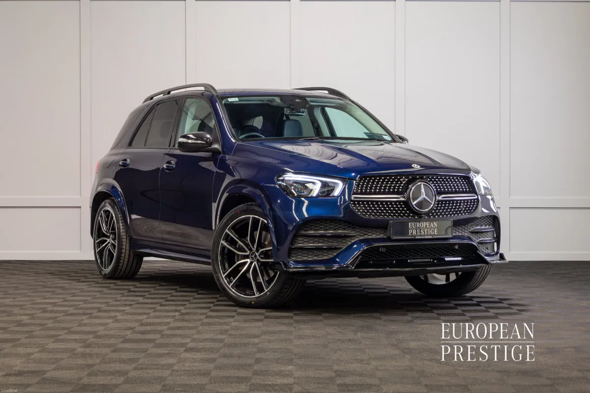 2022 Mercedes-Benz GLE 300d 7 Seater - Image 1