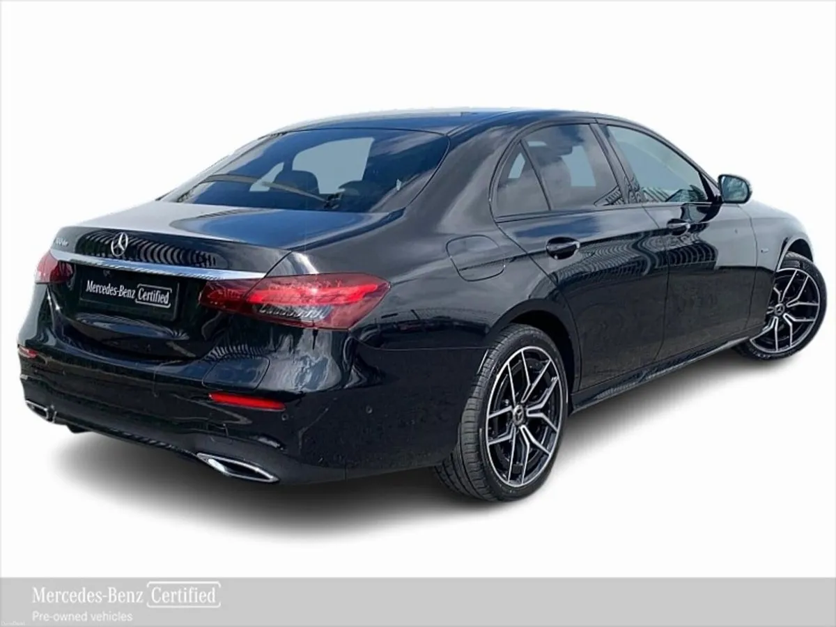 Mercedes-Benz E-Class E300de AMG Line Ext. PHEV Di - Image 4