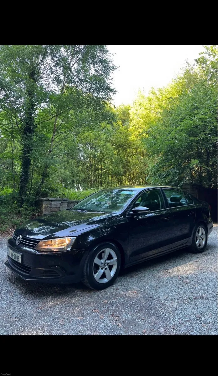 2012 VOLKSWAGEN JETTA 2.0 DIESEL  AUTOMATIC - Image 2