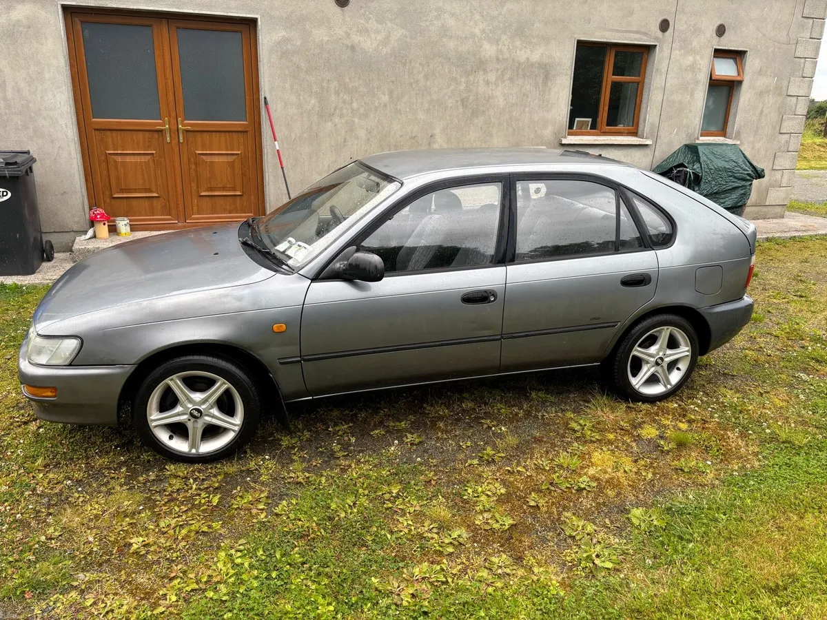 Toyota Corolla e10 - Image 3