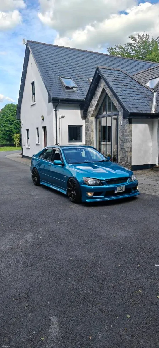 Lexus is200 v8 - Image 2