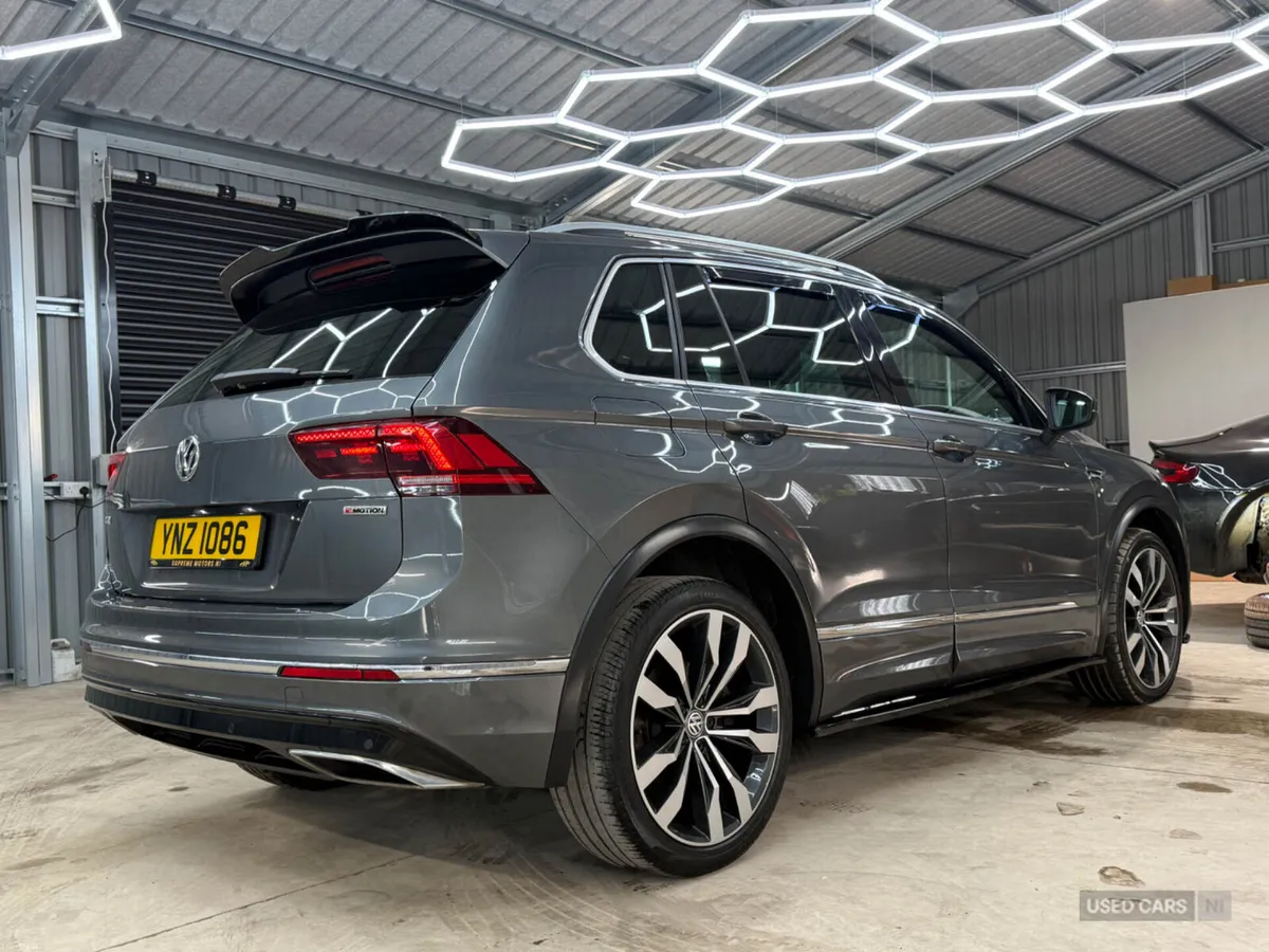 VW TIGUAN R-LINE BITDI 240BHP, PRICE ON IRISH PLAT - Image 5