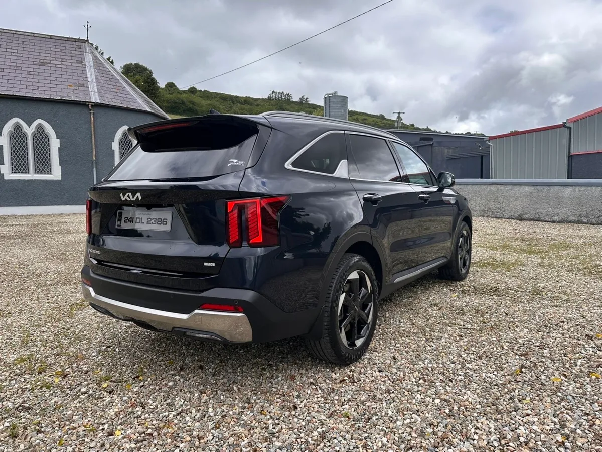 2024 Kia sorento - Image 4
