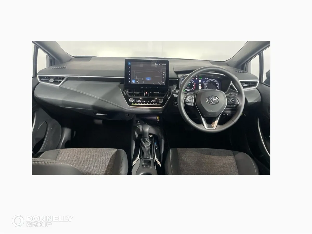 Toyota Corolla Touring Sport Design - Image 4
