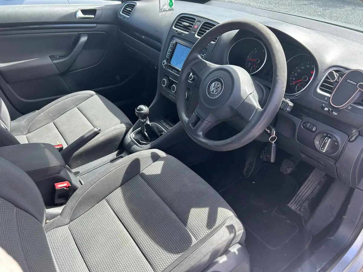 Volkswagen Golf 1.6TDI - Image 6