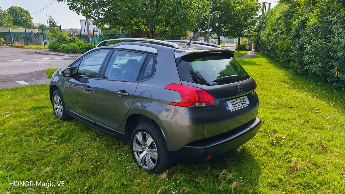 Peugeot 2008 - Image 4