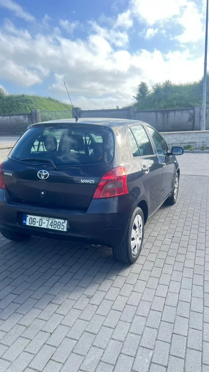 Car - Image 5