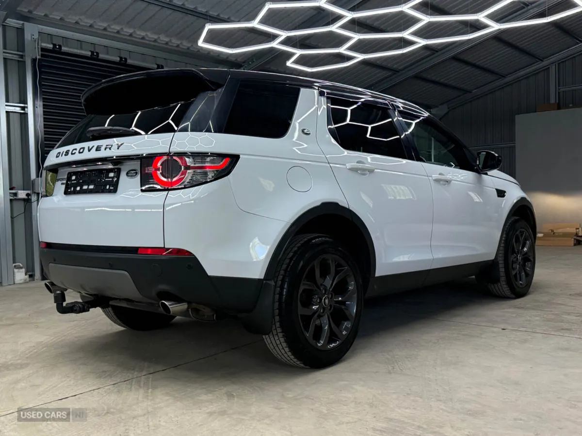 Land Rover Discovery Sport 2018, FSH, MASSIVE SPEC - Image 4