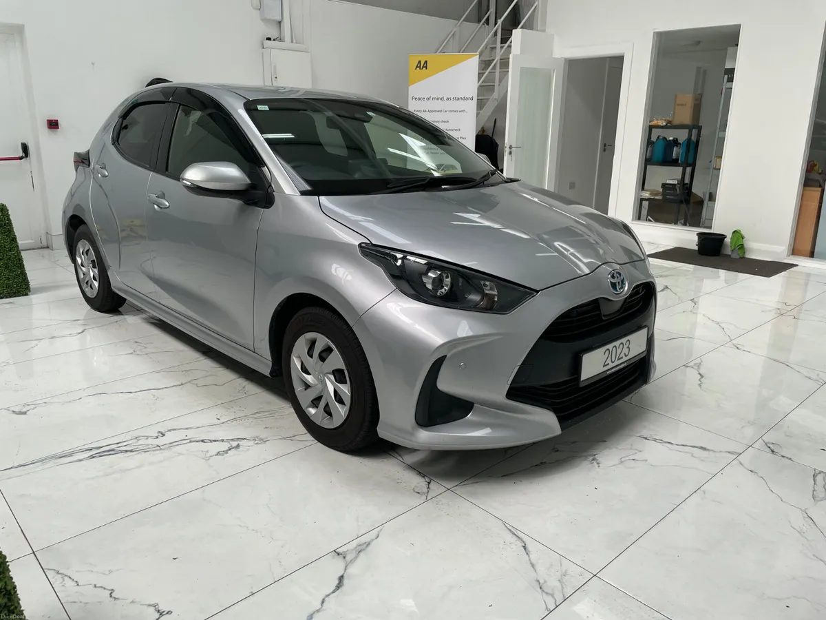 2023 Toyota Yaris 1.5 Hybrid x Auto - Image 1