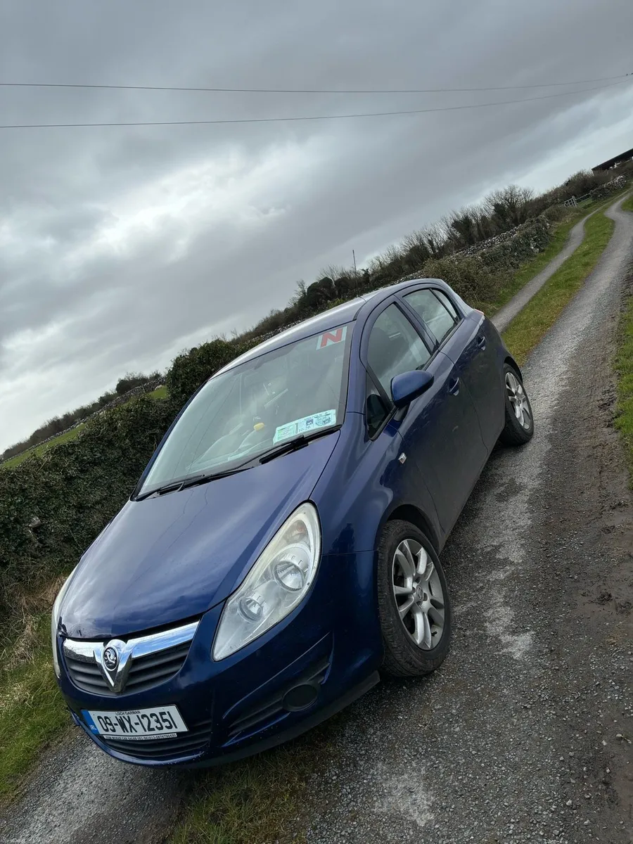 2009 Opel corsa - Image 1
