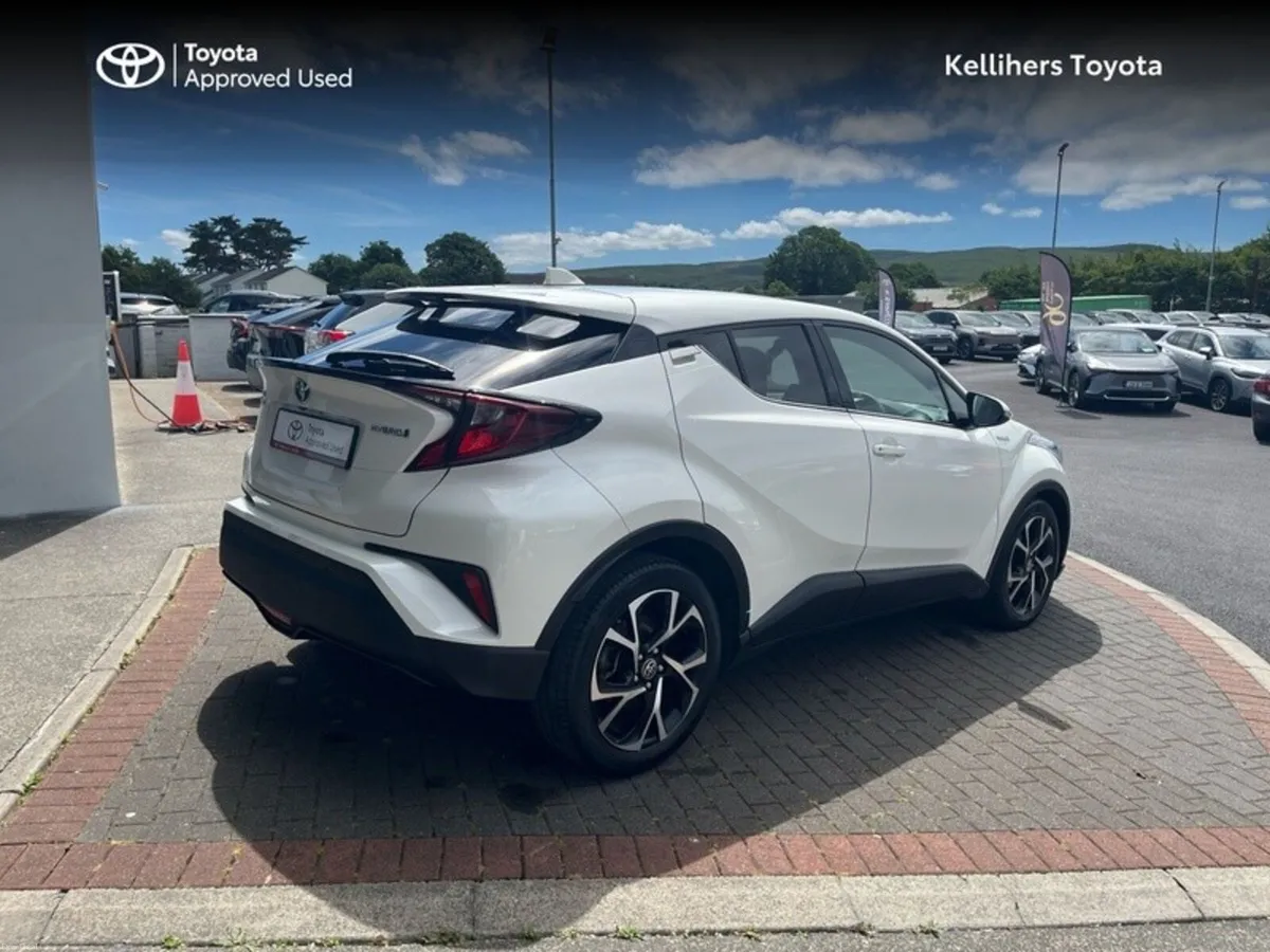 Toyota C-HR HYBRID ELECTRIC SPORT - Image 2