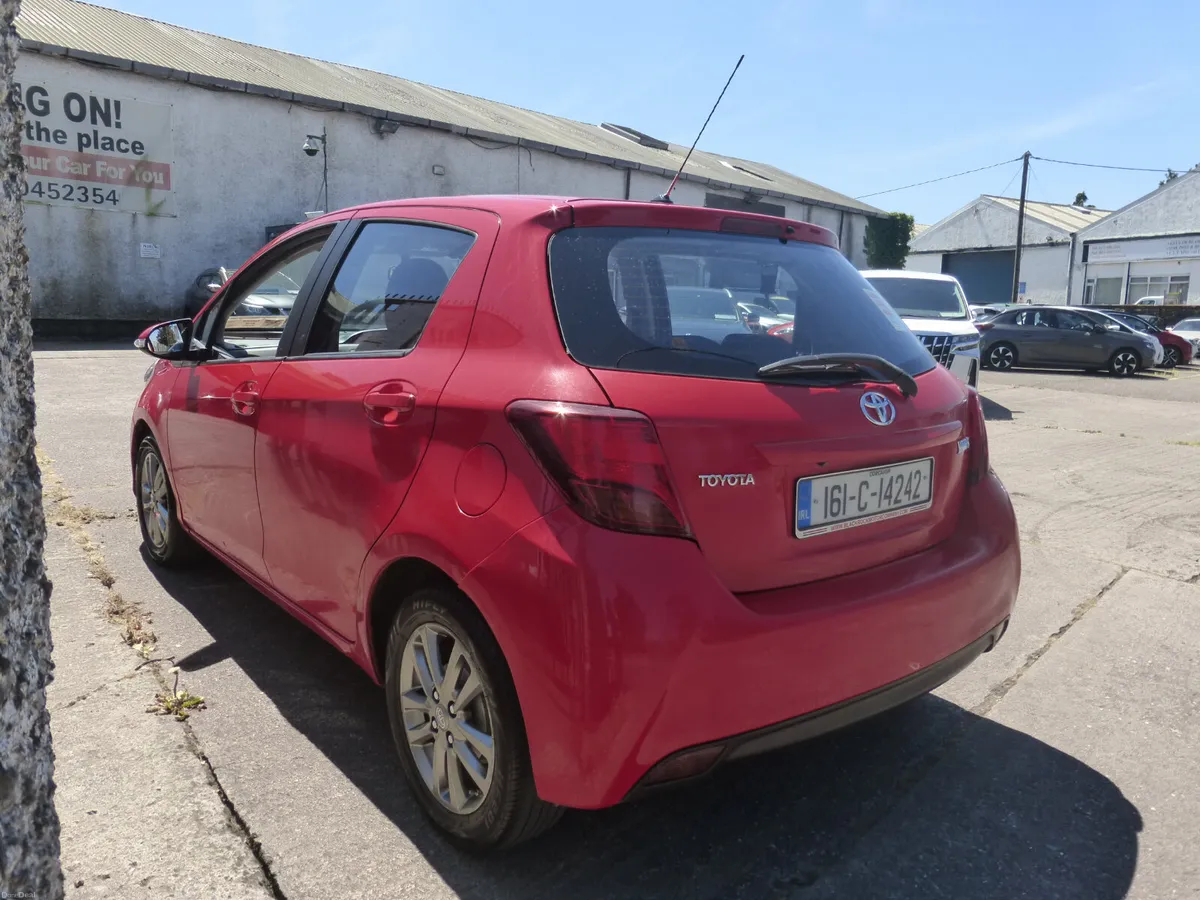 Toyota Yaris 2016 - Image 4