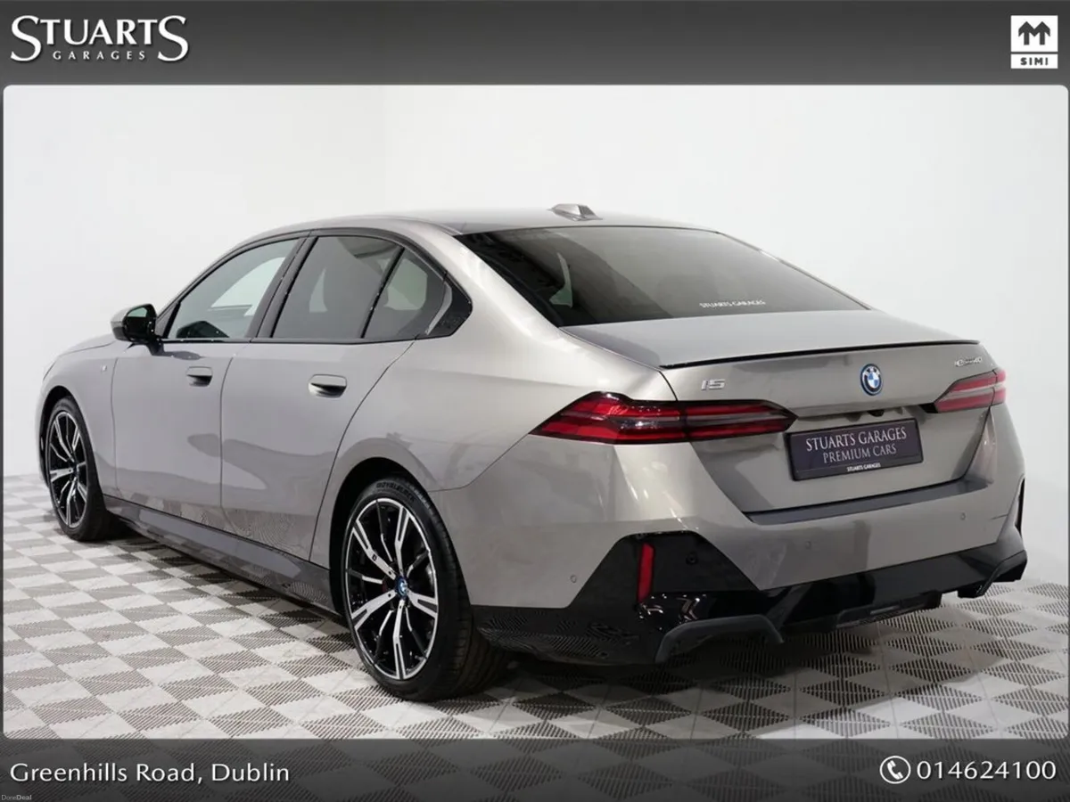 BMW i5 EDRIVE 40 M SPORT, PRO PACK, 20” STAR ALLOY - Image 2