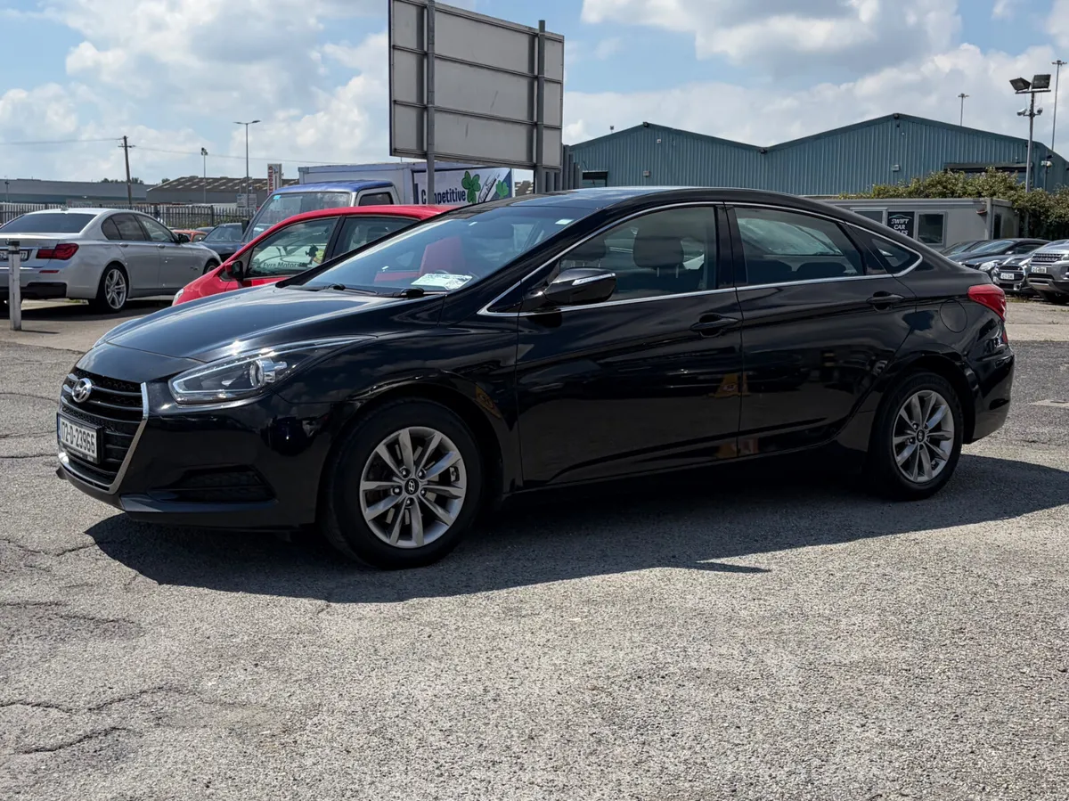 2017 Hyundai i40 1.7D Executive Nct 07/27 Tax 09/2 - Image 3