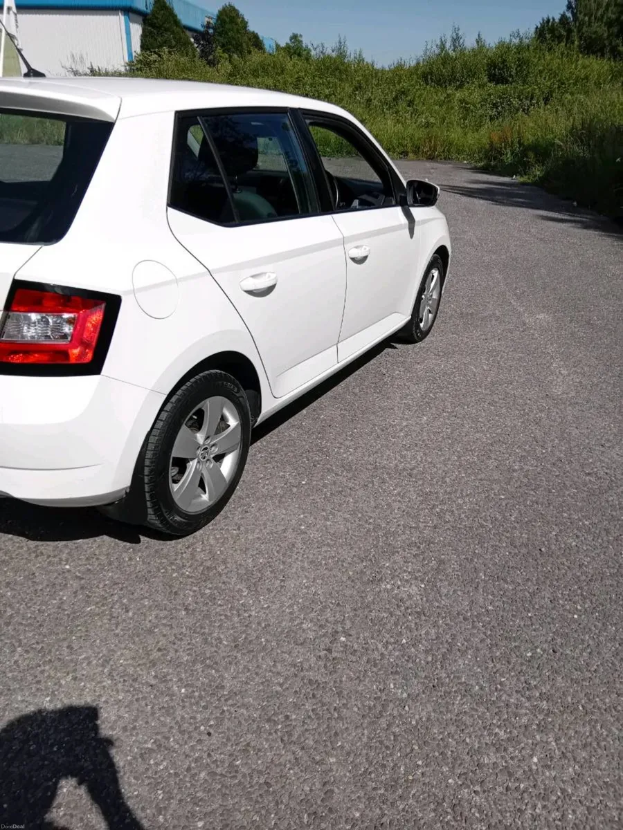 Skoda fabia - Image 2