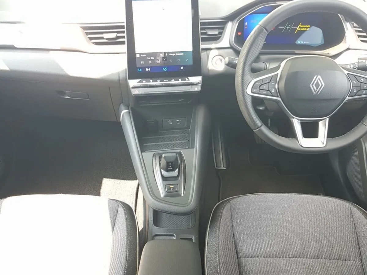 Renault Symbioz techno full hybrid E-Tech 160 Auto - Image 4