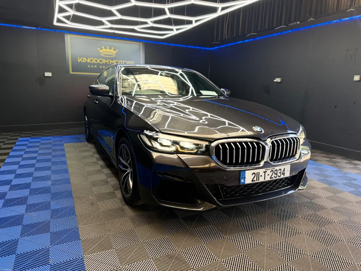 BMW 530E M-SPORT,Automatic - Image 3