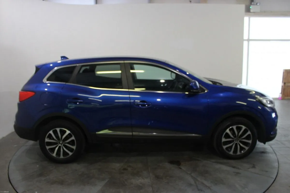 Renault Kadjar 1.3 TCE 140 GPF Auto Equilibre - TE - Image 2