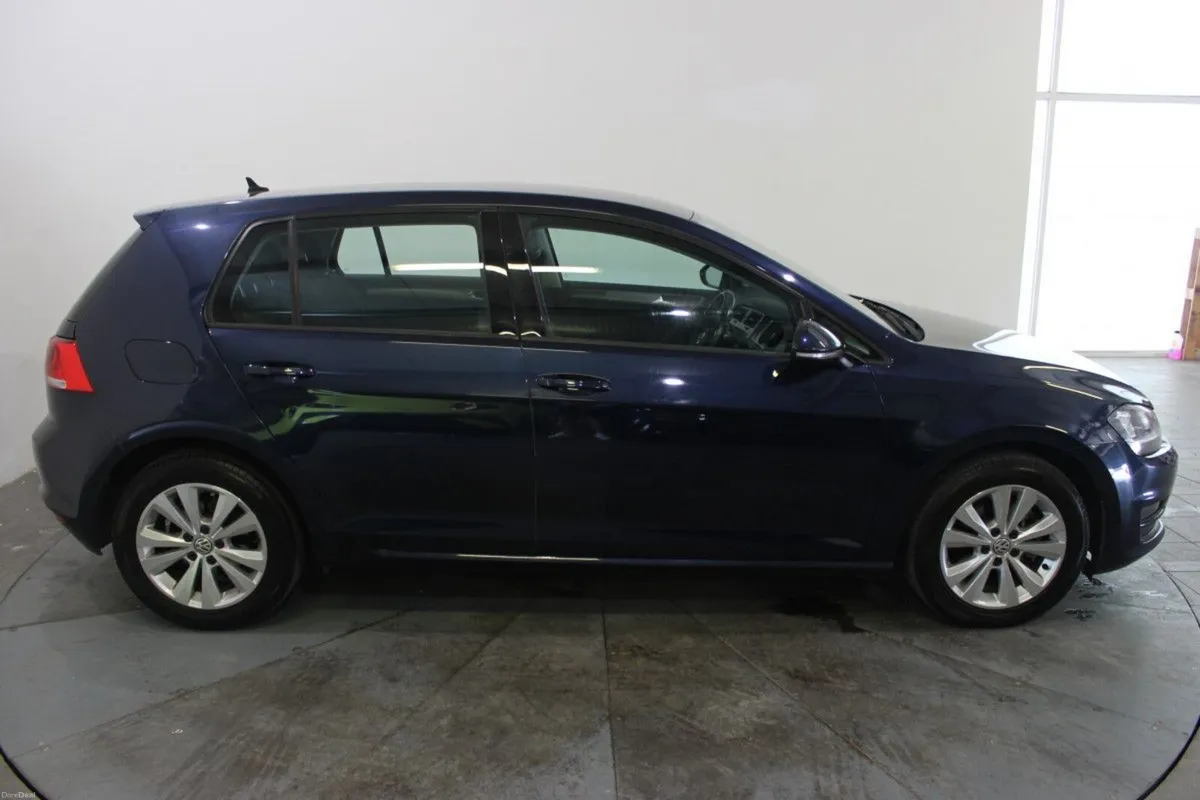 Volkswagen Golf 1.2 TSI 5DR 85HP DSG - TENDER 27 - - Image 4