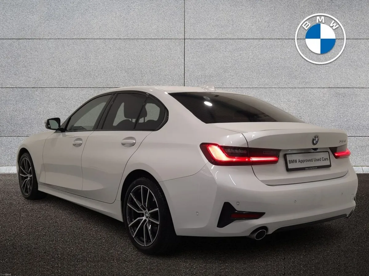 BMW 3-Series 318d Sport Saloon - Image 3