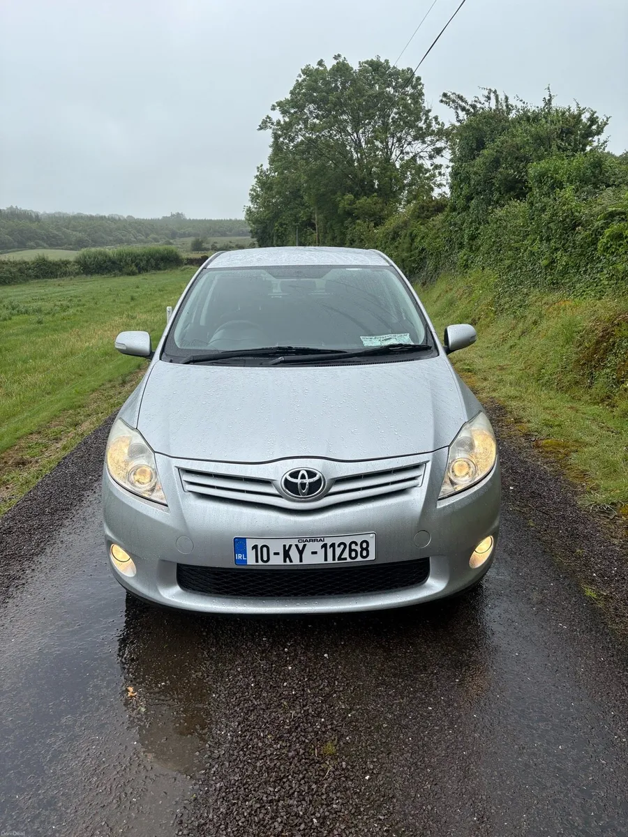 Toyota auris 2010  (fresh nct ) - Image 4