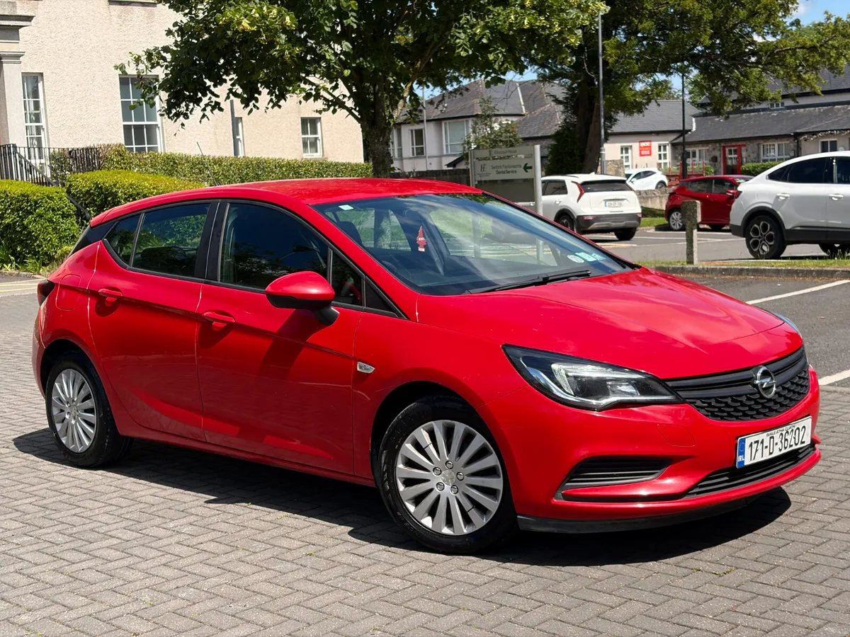 Opel Astra 2017 1.6 CDTI new nct 4/27 tax 8/26 - Image 1