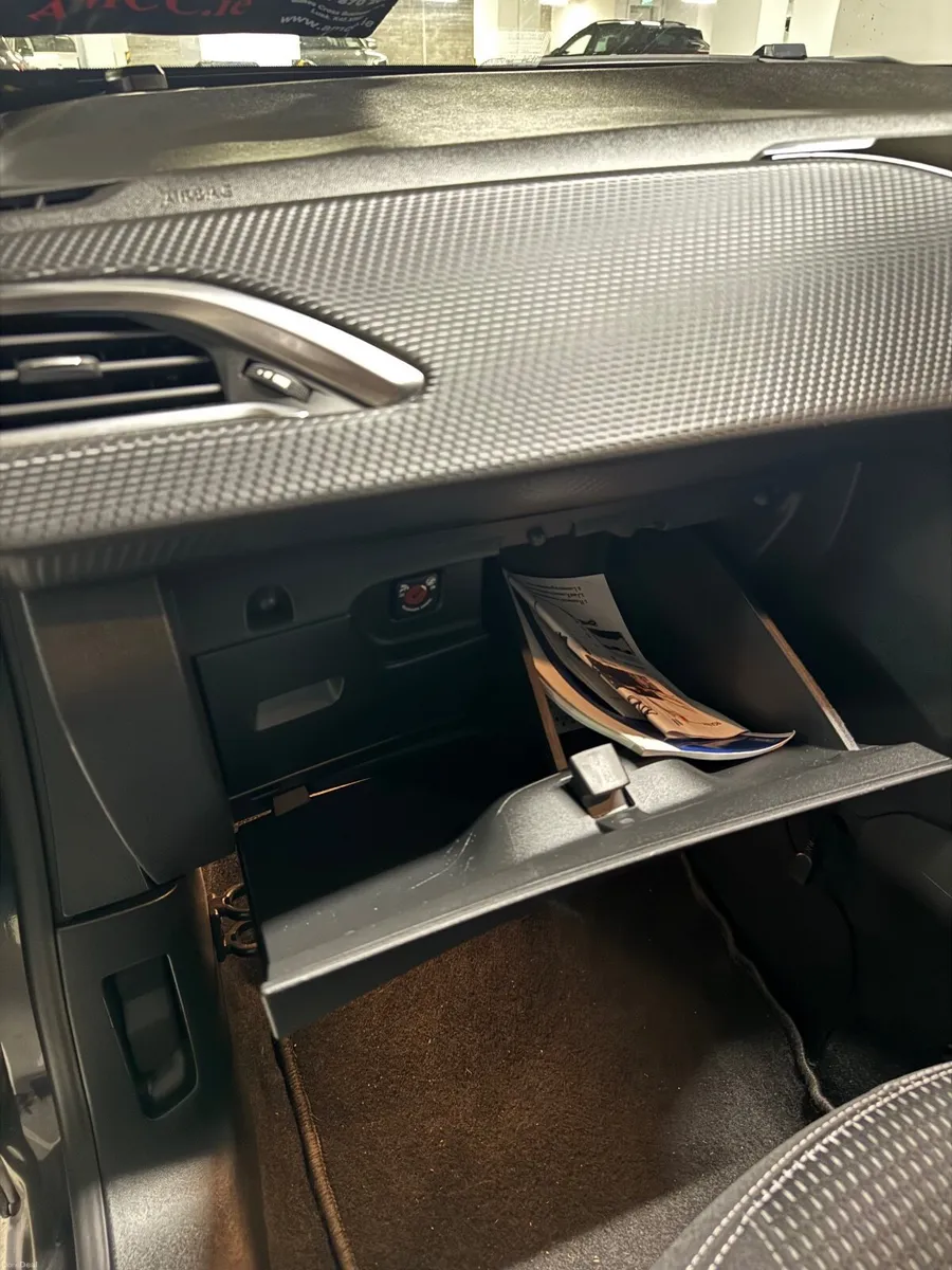 Peugeot 208 2019 - Image 4
