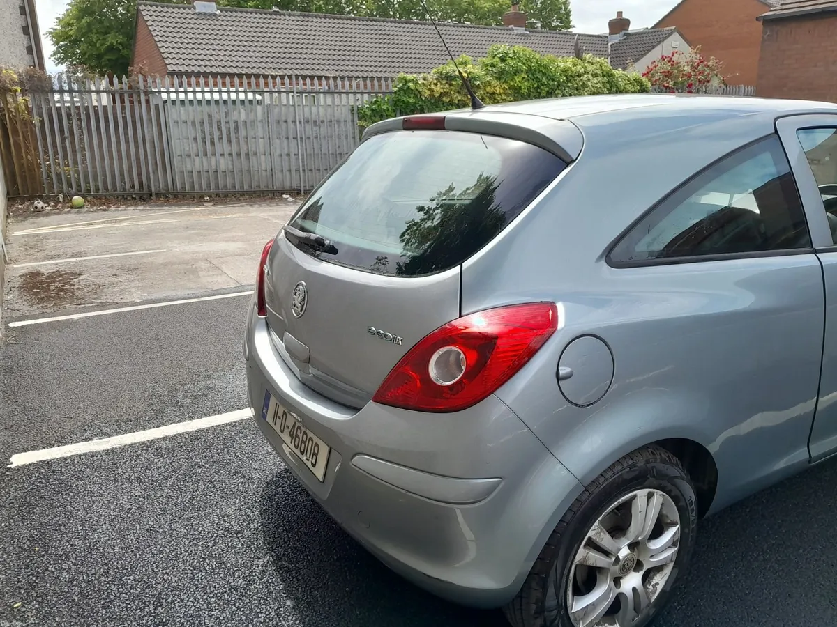 Opel Corsa 2011 - Image 2