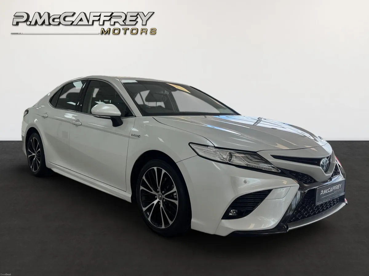 2019 Toyota Camry WS 2.5 Self Charging Hybrid Leat - Image 3