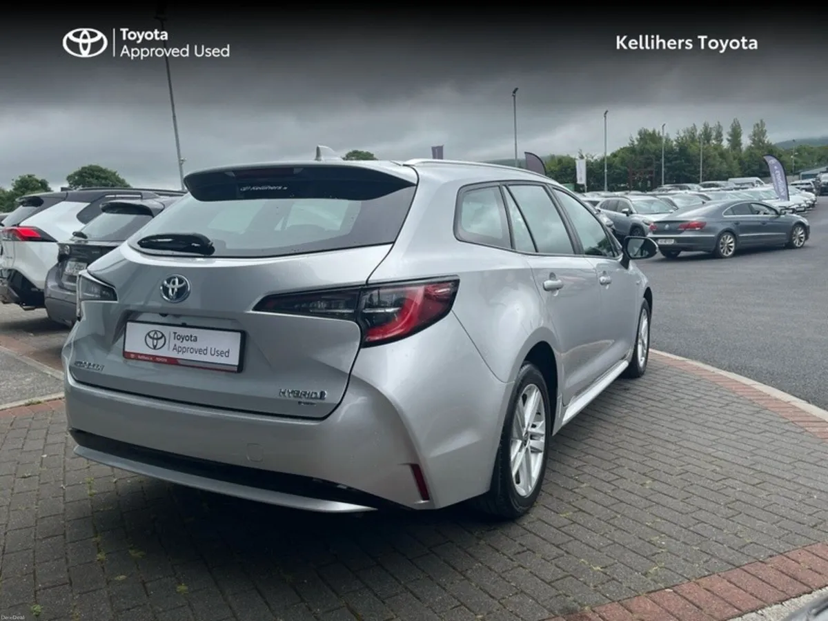 Toyota Corolla COROLLA HYB 1.8 LUNA TS - Image 2