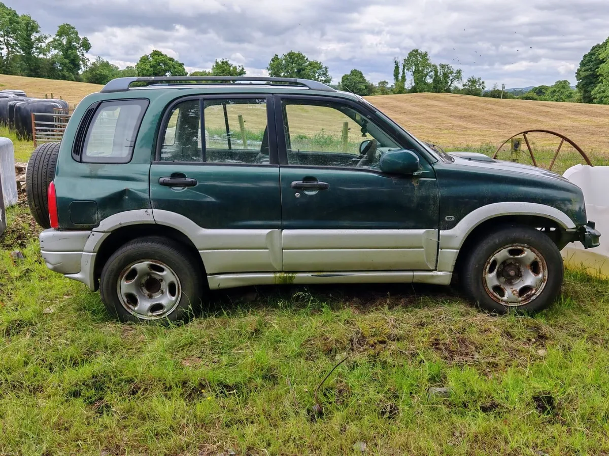 Suzuki Grand Vitara 2004 - Image 1