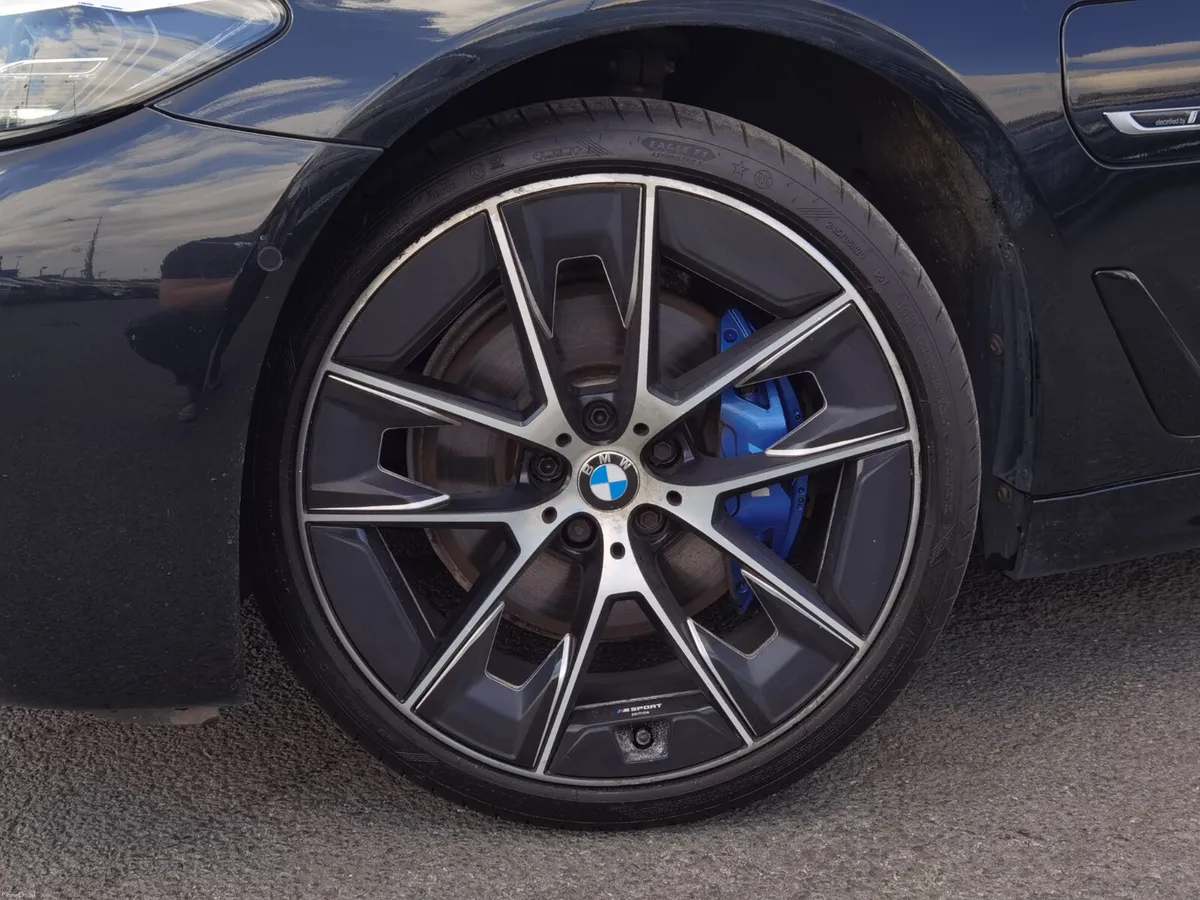 BMW 5 SERIES 530E M SPORT AUTOMATIC PHEV - Image 2