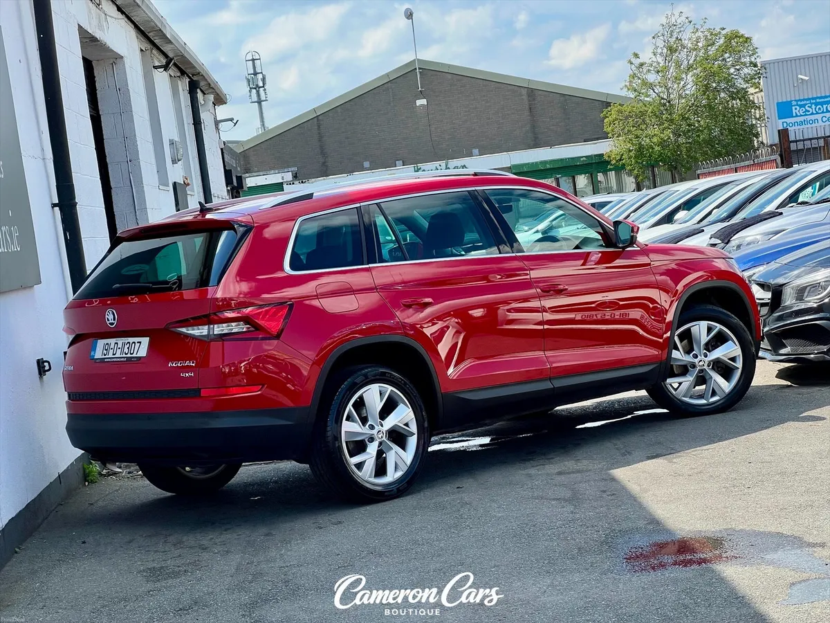 SKODA KODIAQ 4x4 6MT FINANCE ME - Image 3