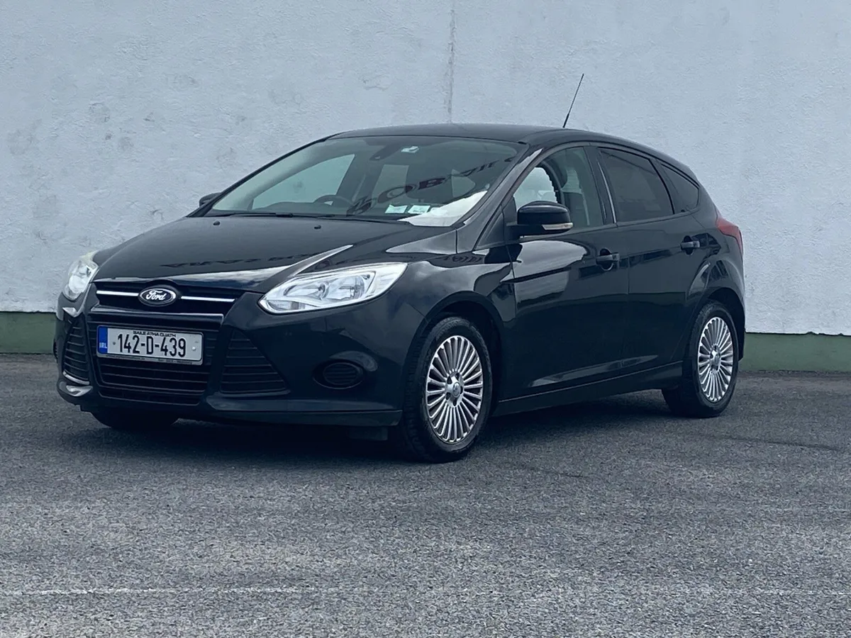 Ford Focus 1.6D 2014 FSH Low mileage - Image 2